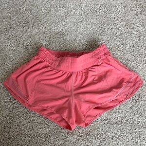 Lululemon Hotty Hot Low-Rise 2.5”